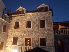 Casa di lusso in vendita a Brac Split-Dalmatia 