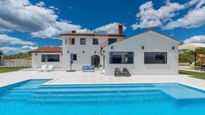 Prestigiosa villa di 177 mq in vendita, Buzet, Istria