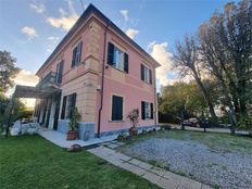 Villa in vendita a Sarzana Liguria La Spezia