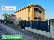 Prestigiosa villa di 200 mq in vendita Via G. Cantoni, Sorbolo, Emilia-Romagna