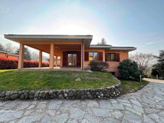 Villa in vendita a Bodio Lomnago Lombardia Varese