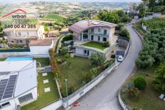 Villa in vendita a Tortoreto Abruzzo Teramo