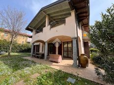 Villa in vendita a Varese Lombardia Varese