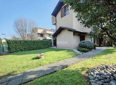 Villa in vendita a Seveso Lombardia Monza e Brianza