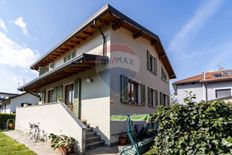 Villa in vendita a Oggiono Lombardia Lecco