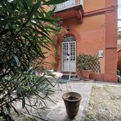 Prestigiosa villa di 255 mq in vendita Via Livio Zambeccari, 5, Bologna, Emilia-Romagna