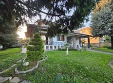 Esclusiva villa di 290 mq in vendita Via Vittorio Pisani, Vittuone, Lombardia