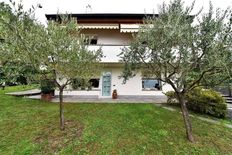 Villa di 225 mq in vendita via Corinto, Cantù, Lombardia