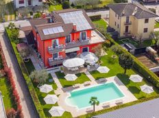 Villa in vendita a Garda Veneto Verona