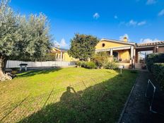 Villa in vendita Via Luigi Chiarini, Roma, Lazio