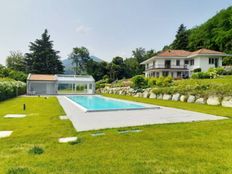 Villa in vendita a Brezzo di Bedero Lombardia Varese