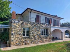 Villa in vendita a Sarzana Liguria La Spezia