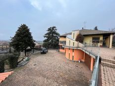 Prestigiosa villa di 300 mq in vendita Via Orfanotrofio, Fossano, Cuneo, Piemonte