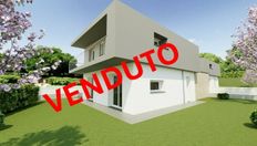 Villa in vendita a Clivio Lombardia Varese