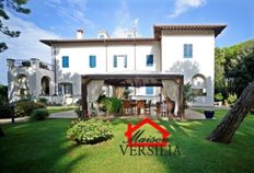 Prestigiosa villa di 1000 mq in vendita Area Residenziale Ronchi Quartiere Ronchi, Massa, Toscana