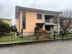 Villa in vendita a Lodi Lombardia Lodi