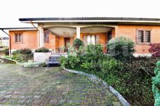 Villa in vendita a Gerenzano Lombardia Varese