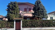 Villa in vendita a Villasanta Lombardia Monza e Brianza