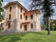 Prestigiosa villa di 457 mq in vendita, Civate, Lombardia