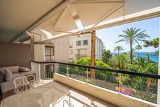 Prestigioso appartamento di 100 m² in vendita Via Luigi Nuvoloni, Sanremo, Imperia, Liguria