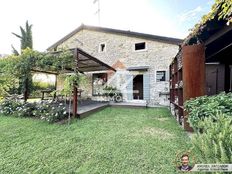 Casa di prestigio di 202 mq in vendita via Rive, Tarzo, Treviso, Veneto