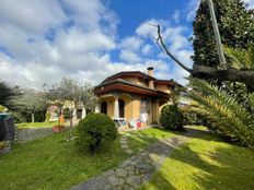 Villa in vendita a Massa Toscana Massa-Carrara