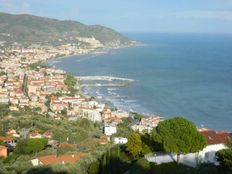 Prestigiosa villa di 300 mq in vendita, Strada Berzi, Diano Marina, Imperia, Liguria