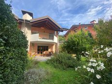 Prestigiosa villa di 240 mq  via della Rozola, Trento, Provincia di Trento, Trentino - Alto Adige