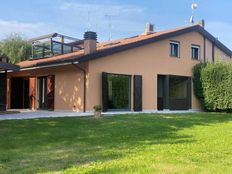 Villa in vendita Via di Nola, Imola, Emilia-Romagna