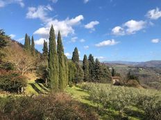 Lussuoso casale in vendita Pontassieve, Italia