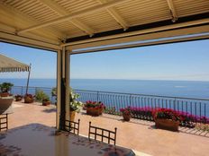 Villa in vendita a Ospedaletti Liguria Imperia