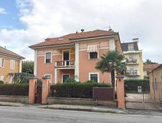 Villa in vendita a Pinerolo Piemonte Provincia di Torino