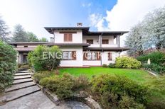 Esclusiva villa di 777 mq in vendita Via dei Lillà, 25, Parabiago, Milano, Lombardia