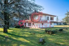 Villa in vendita a Calcinate Lombardia Bergamo