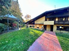 Villa in vendita a Rovereto Trentino - Alto Adige Trento