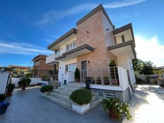 Villa in vendita a Fiumicino Lazio Roma