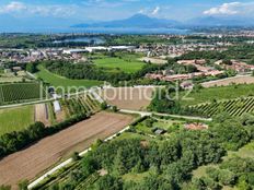 Villa in vendita a Peschiera del Garda Veneto Verona