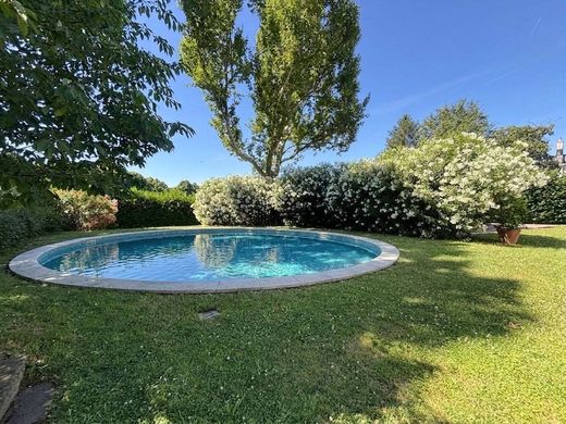 Villa in Bologna, Emilia-Romagna