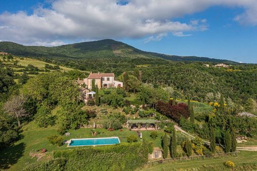 Villa in Sarteano, Province of Siena