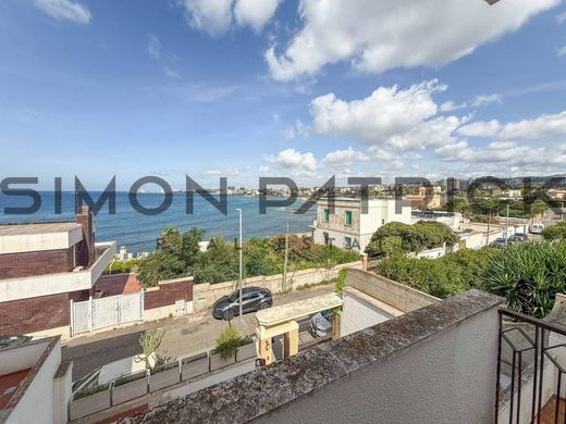 Villa in Civitavecchia, Rome