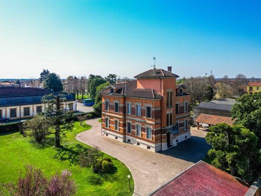 Villa en Cassolnovo, Pavía