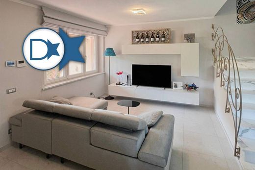 Villa à Seravezza, Lucques