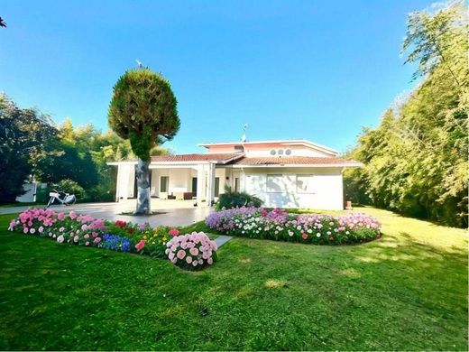 Villa in Forte dei Marmi, Provincia di Lucca