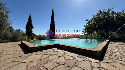 Country House in Pescia, Provincia di Pistoia