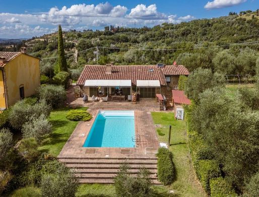 Villa en Certaldo, Florencia
