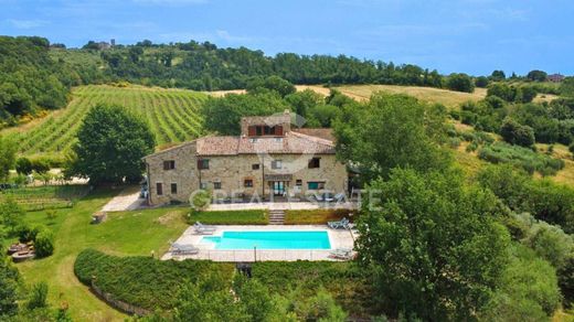 Country House in Todi, Provincia di Perugia
