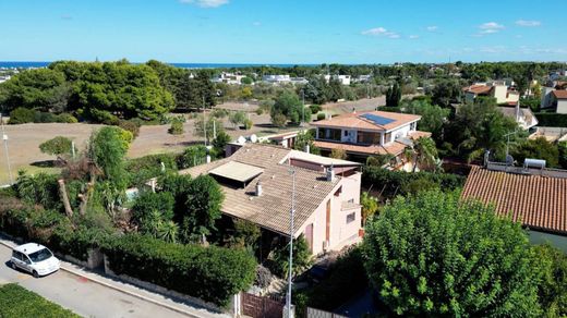 Villa a Noicattaro, Bari