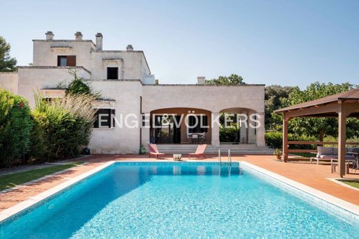 别墅  Fasano, 布林迪西省