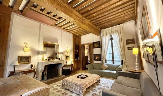 Apartment / Etagenwohnung in Beaubourg, Marais, Notre Dame - Ile de La Cité, Paris