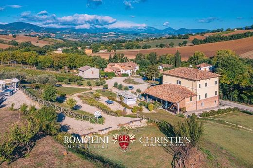 Villa in Macerata, Provincia di Macerata